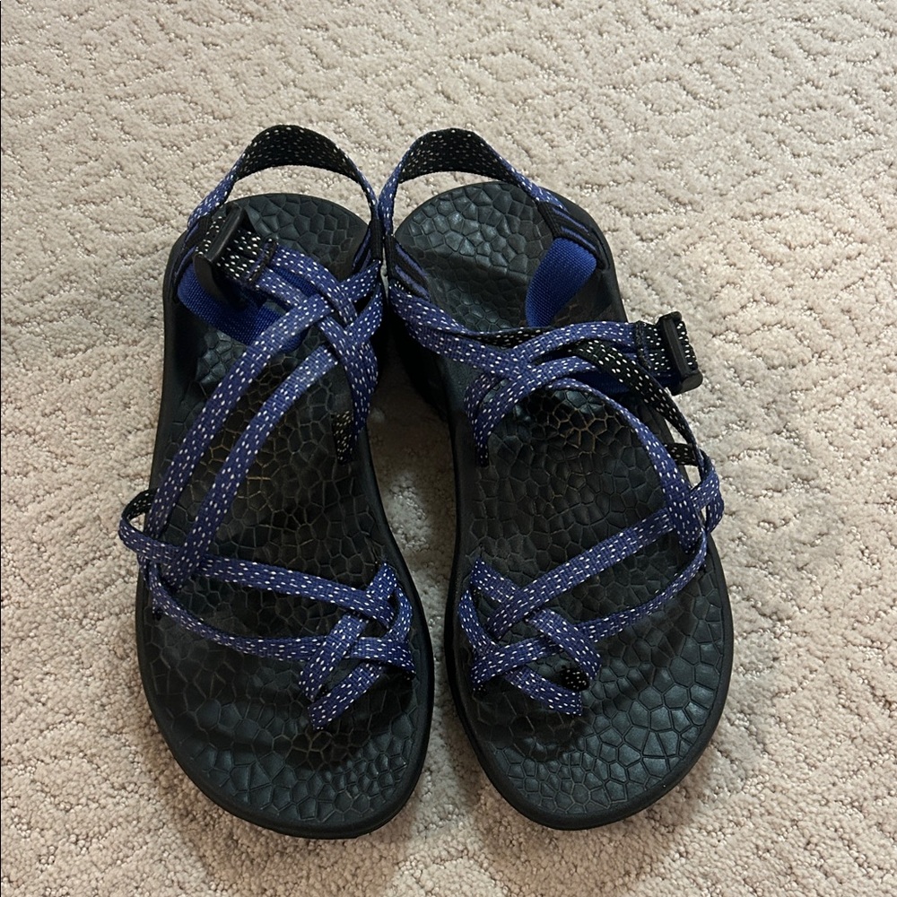 Chaco women’s Blue and Black Sandals